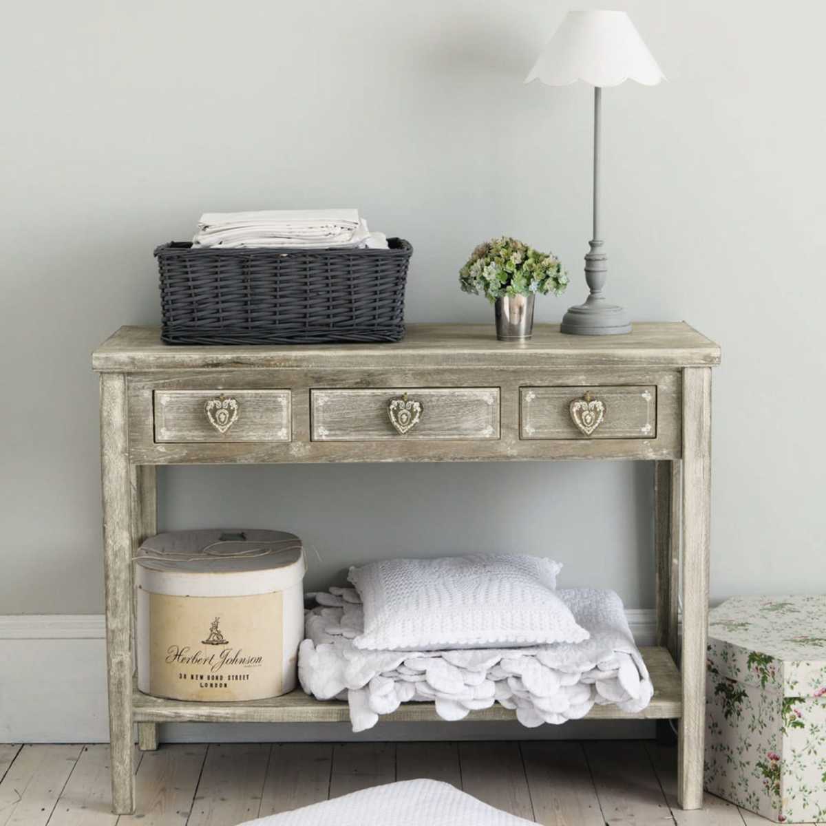Greyed paulownia wood linen table W 105cm Camille – image 3