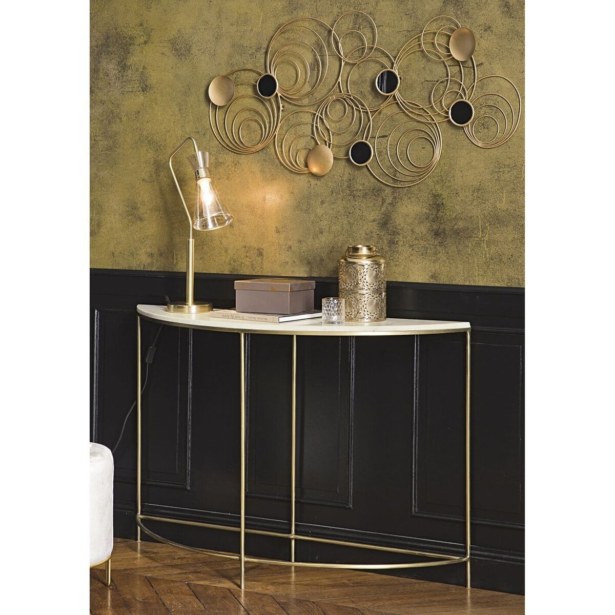 Curved Brass-Coloured Metal and White Marble Console Table – image 4
