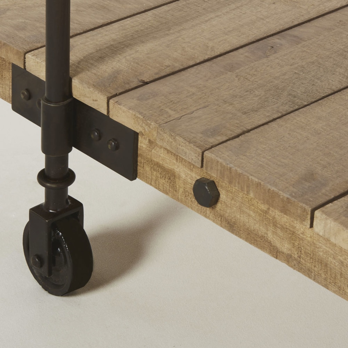 Wheeled Console Table in Mango Wood and Black Metal Carrello – image 4