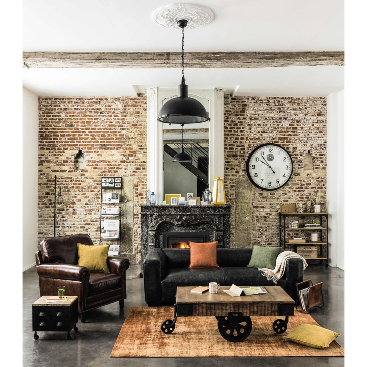 Metal and fir industrial console table on castors in charcoal grey Brooklyn – image 4
