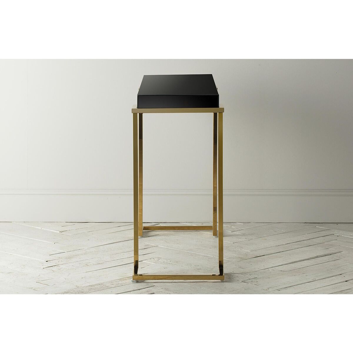 Coco Mirrored Console Table – image 5