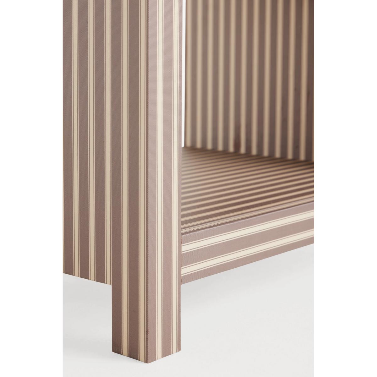 Hale Judarn Printed Side Table – image 4