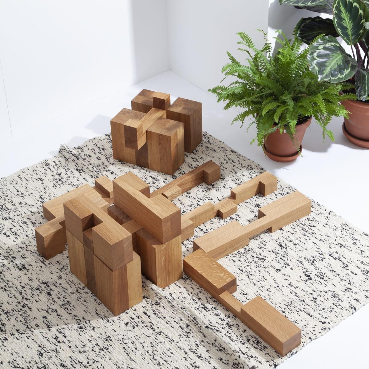 Oak Wooden Stool And Side Table – image 2