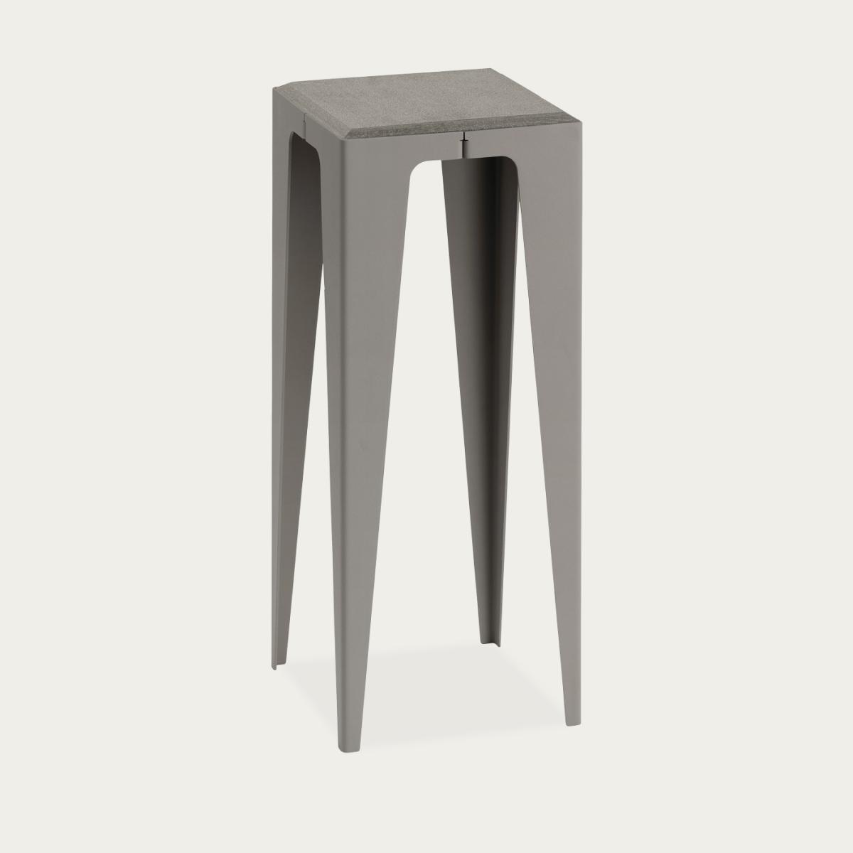 Slate Black Chamfer Stehle