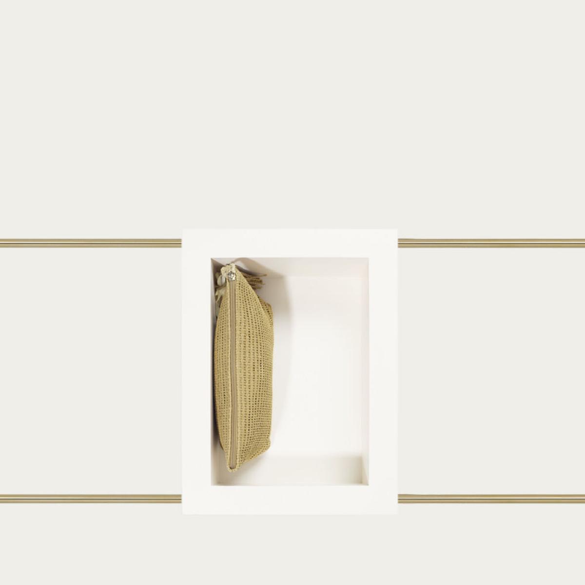 Elizabeth Side Table – image 4