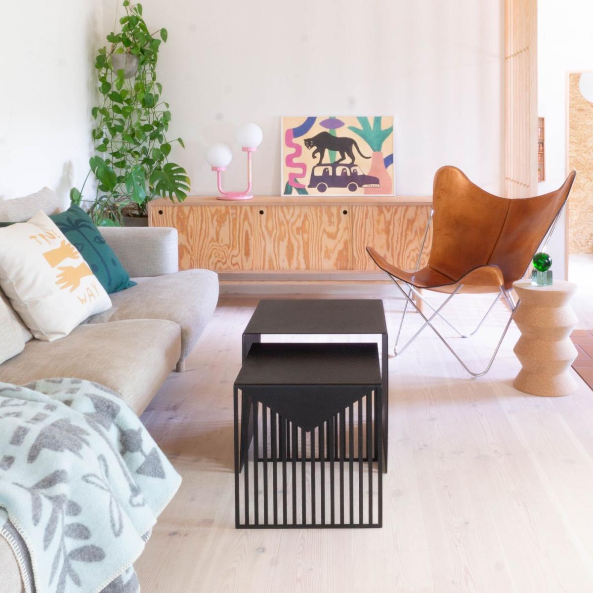 Black Large Zick Zack Table – image 7