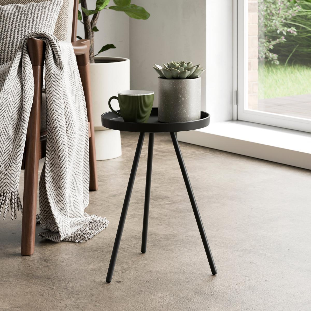 Kai Side Table – image 1