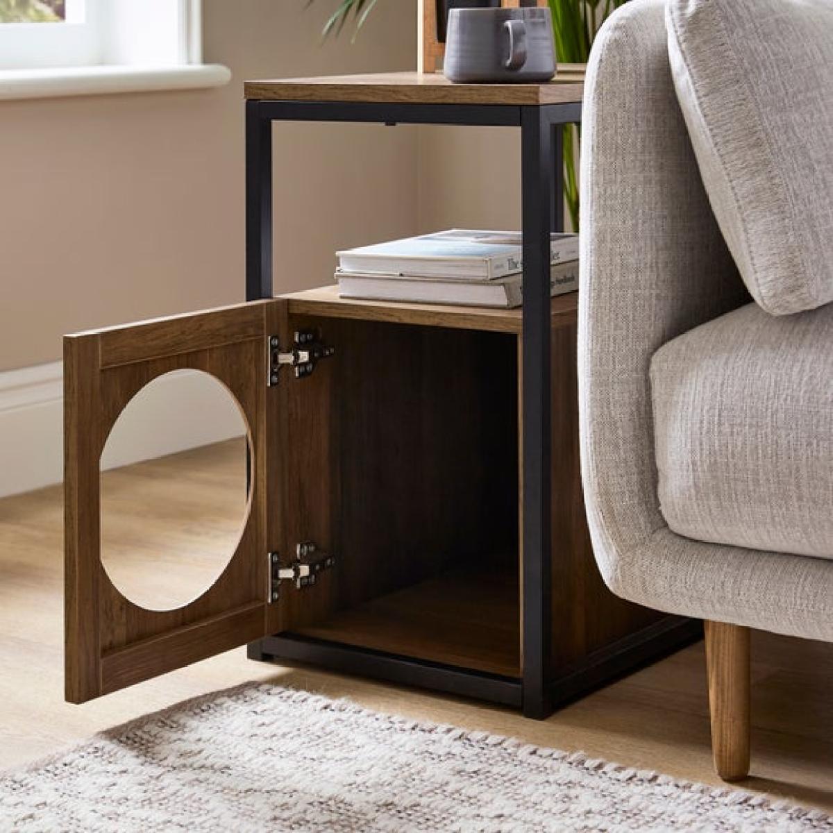 Fulton Cat Side Table – image 3