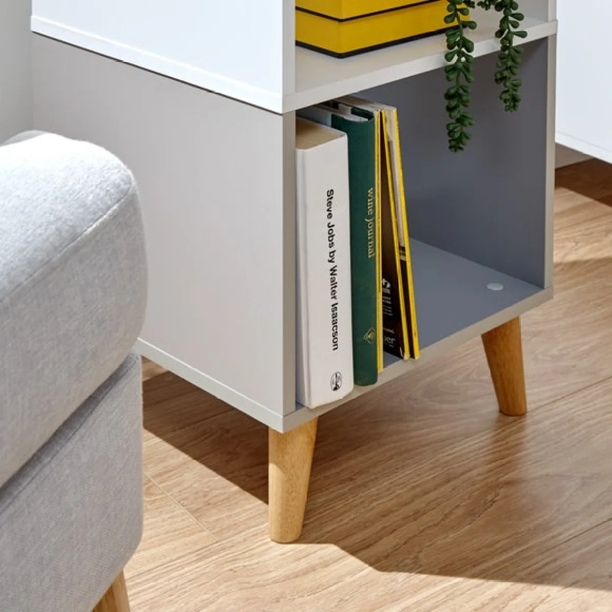 Return - Delta Lamp Table – image 2