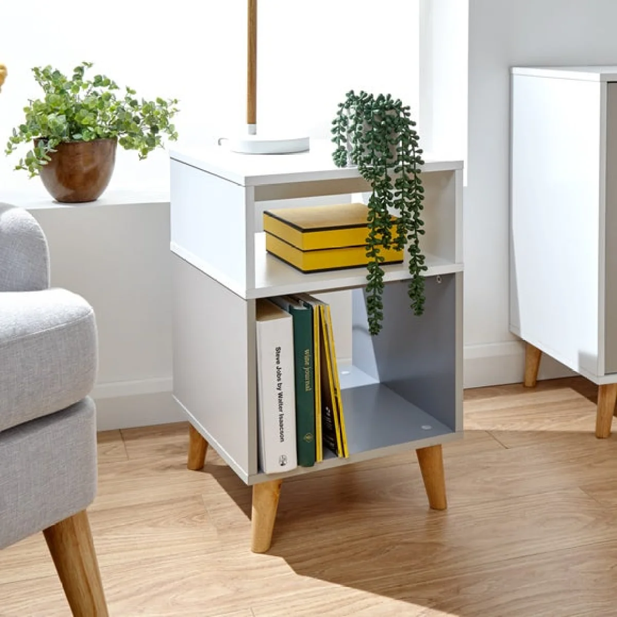 Return - Delta Lamp Table – image 3