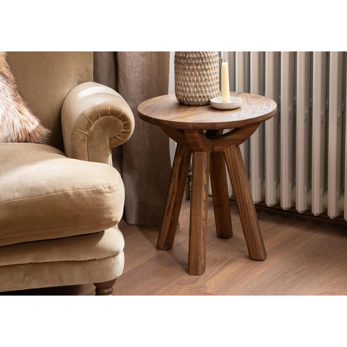 Pien Round Oak Lamp Table - Living Room Furniture - In Time for Christmas – image 2