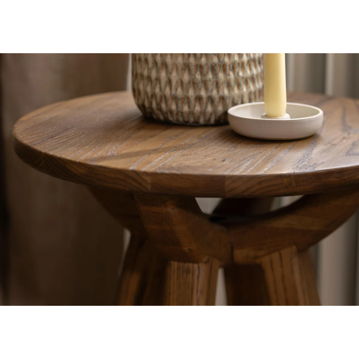Pien Round Oak Lamp Table - Living Room Furniture - In Time for Christmas – image 3