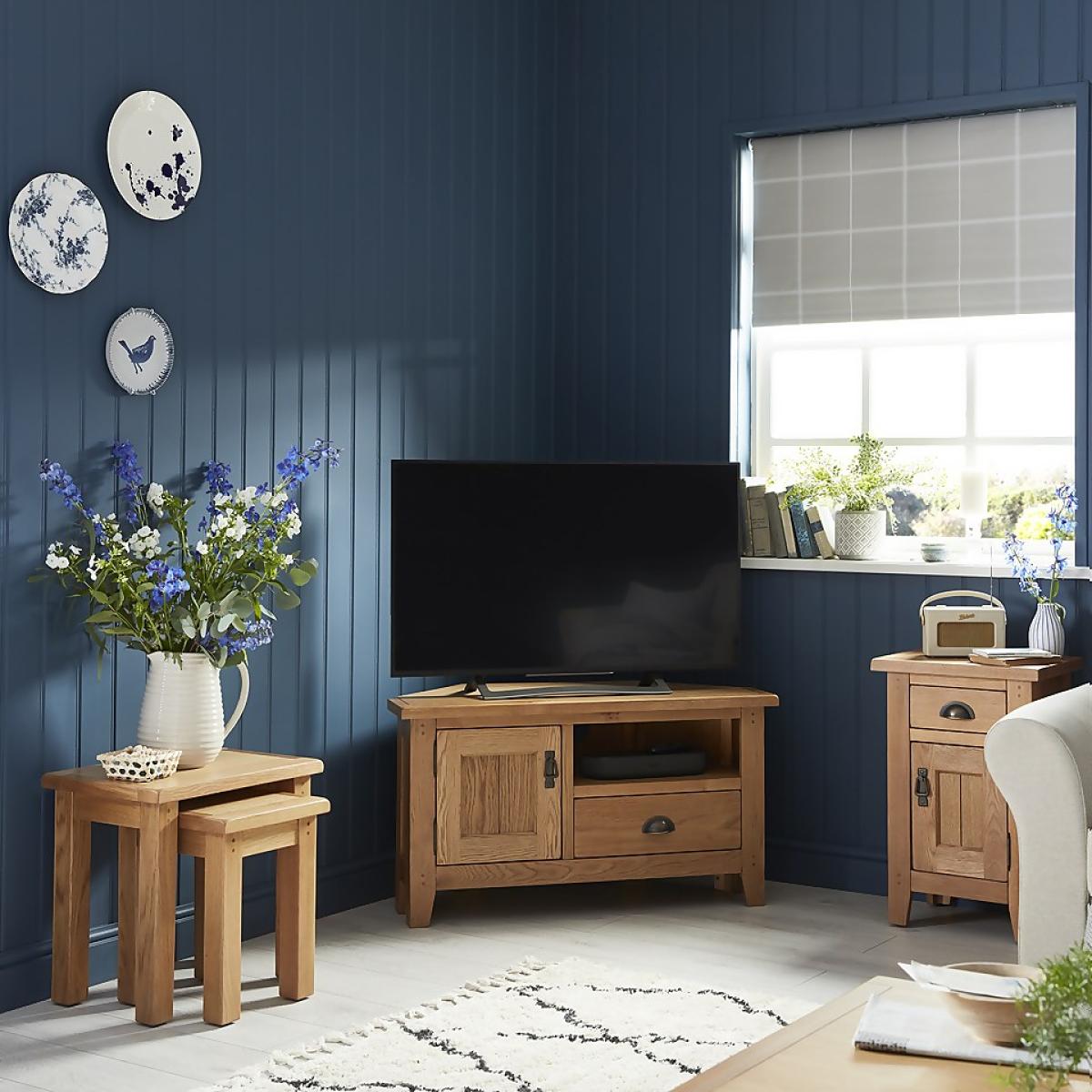 Hocombe Tall Side Table - Oak – image 2