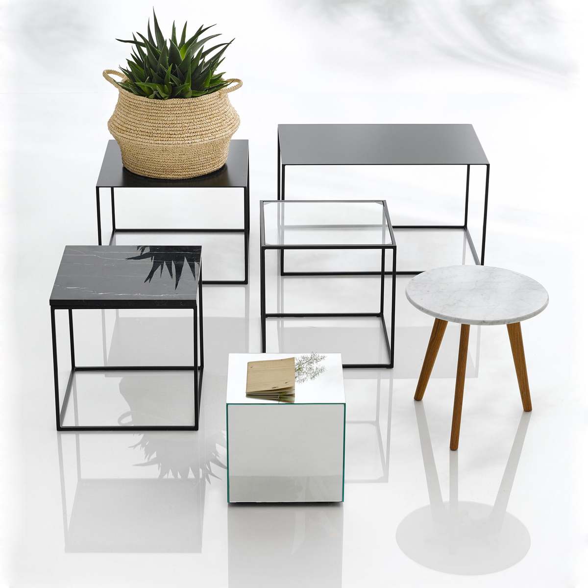 Romy Large Rectangular Side Table in Metal – image 3