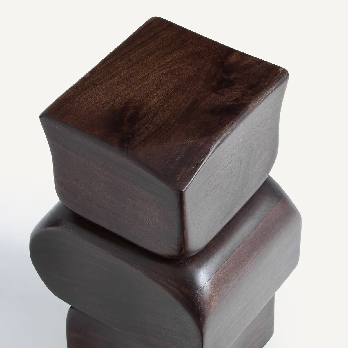 Inya Side Table in Solid Mango Wood – image 5