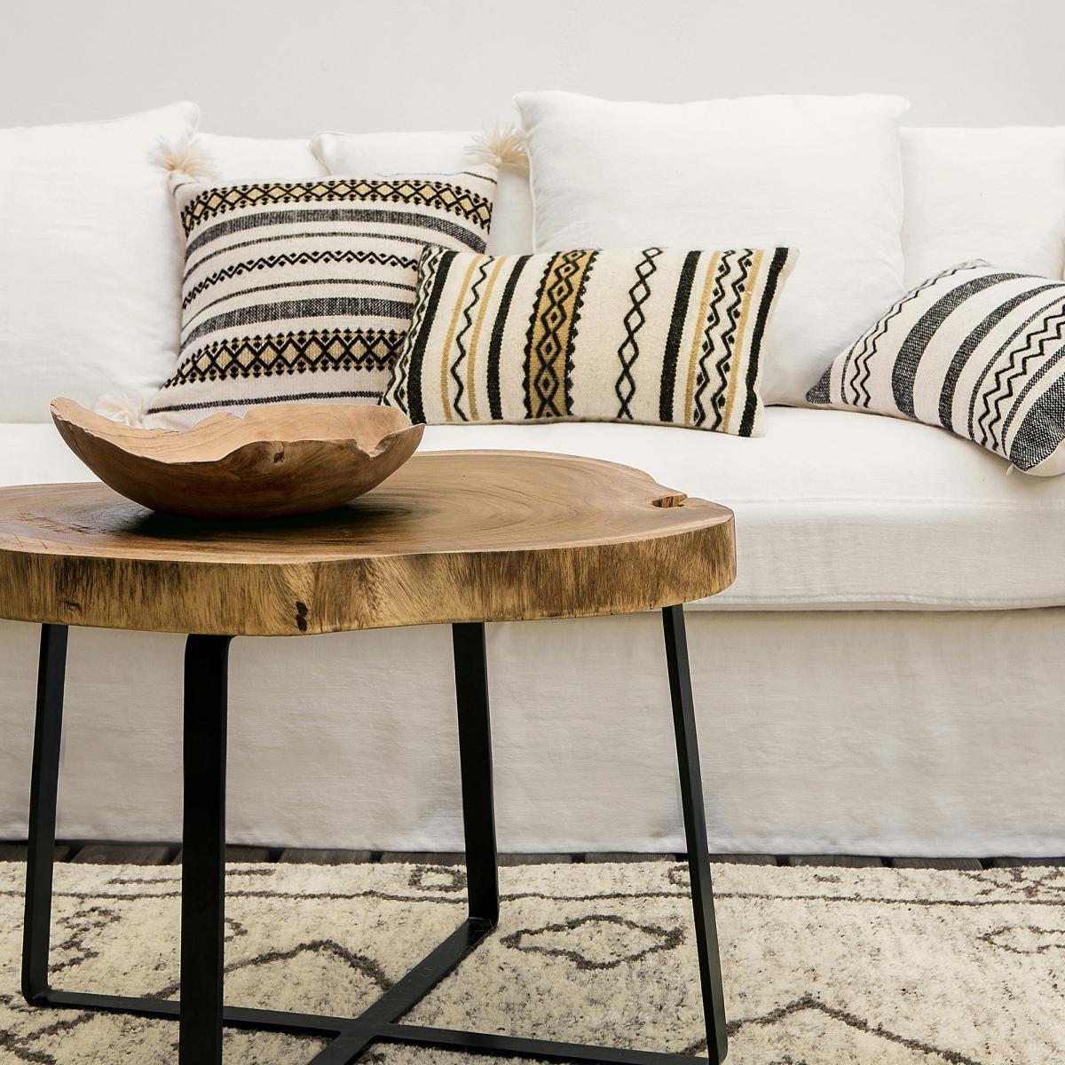 Sicamor Suar Wood Side Table – image 5
