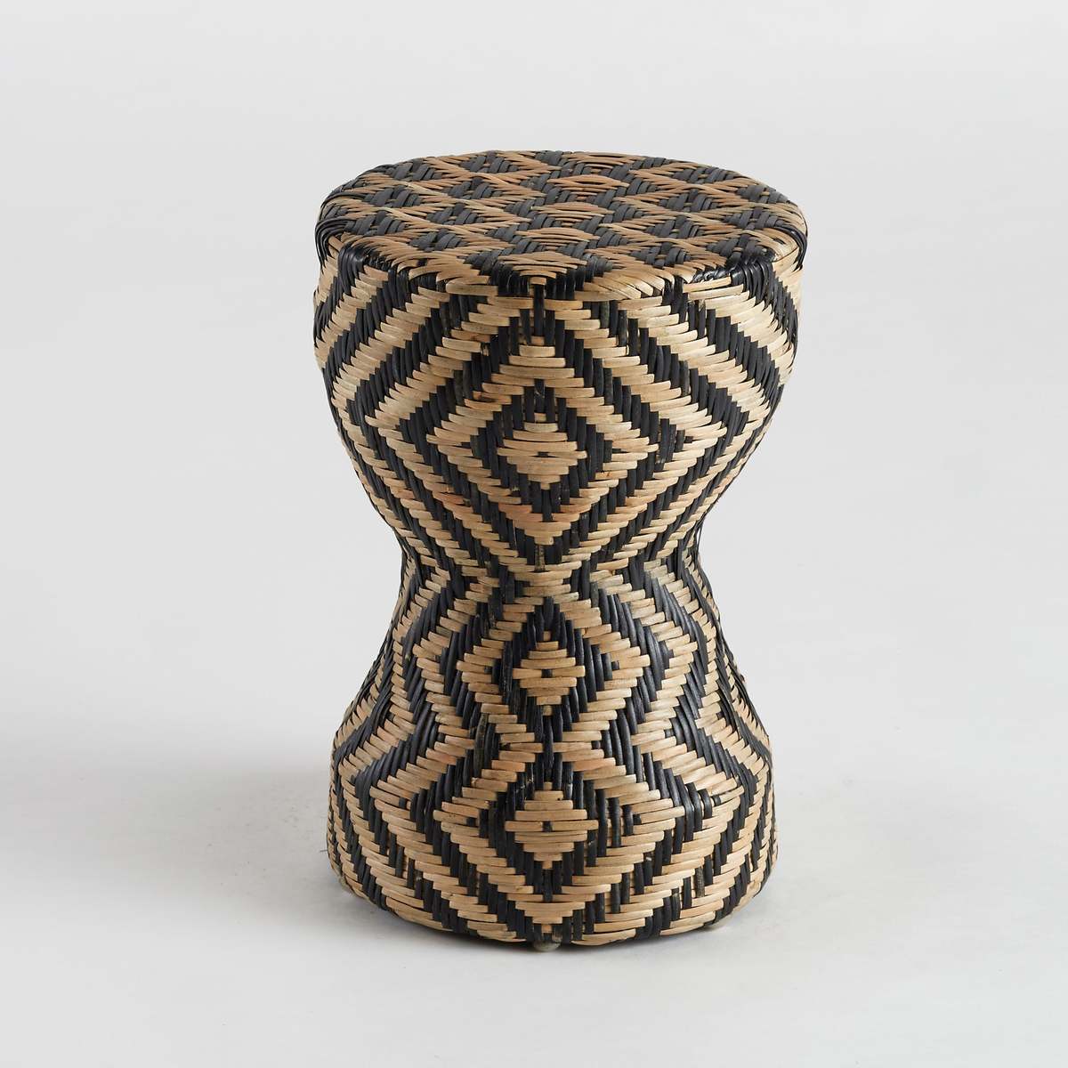 Ondoro Two-Tone Side Table in Woven Rattan – image 2