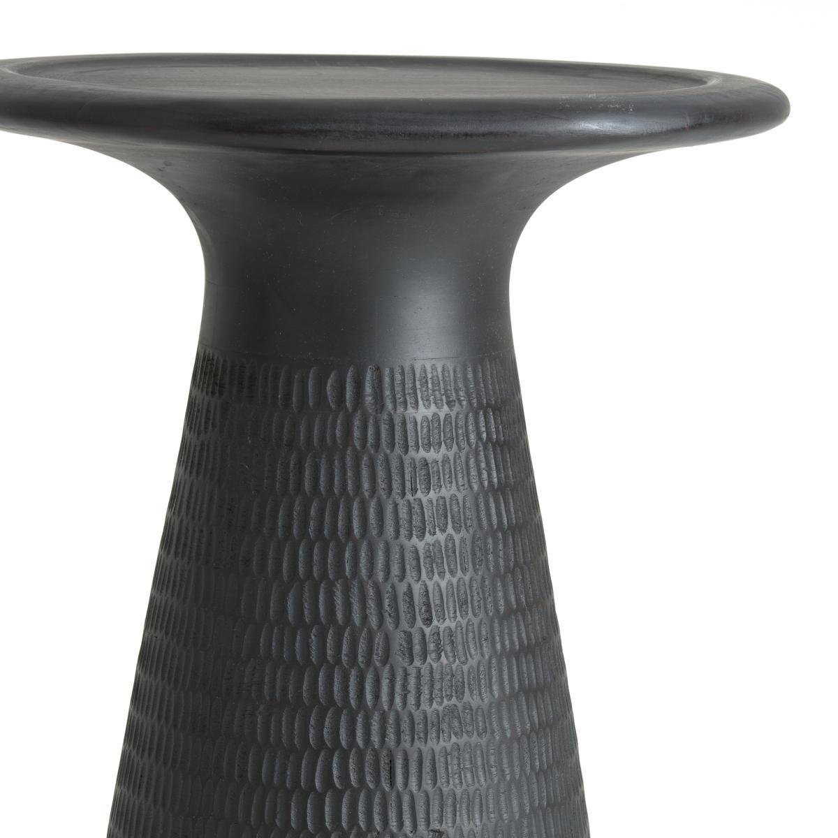 Oreus Side Table in Solid Mango Wood – image 2