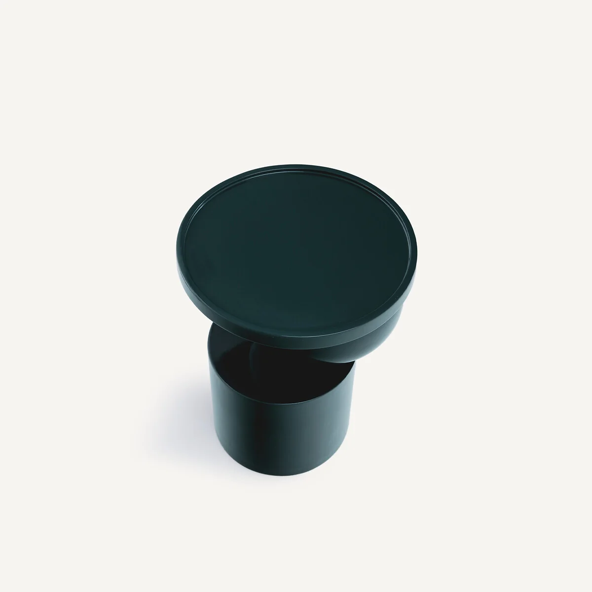 Glossy Acacia Side Table with A Glossy Finish – image 4