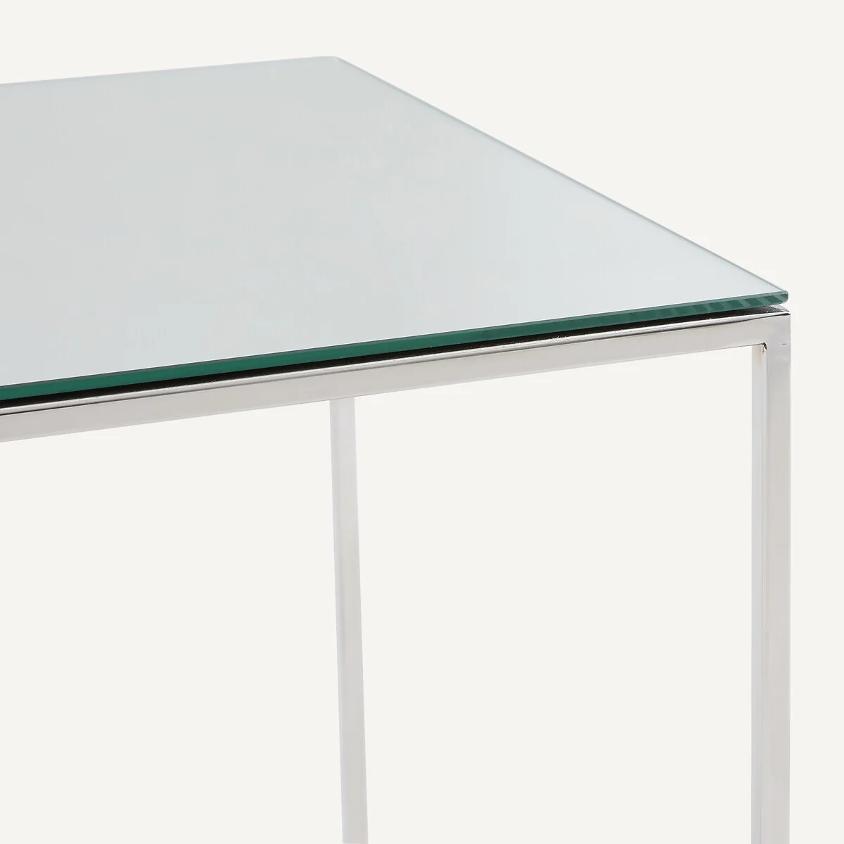 Mahaut Chrome-Plated Metal Mirrored Side Table – image 4