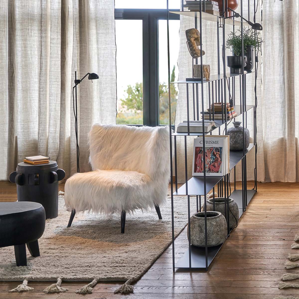 Atsuko Side Table in Suar Wood – image 5