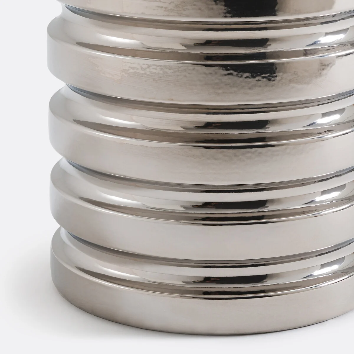 Kerros Side Table in Chrome-Plated Ceramic – image 4