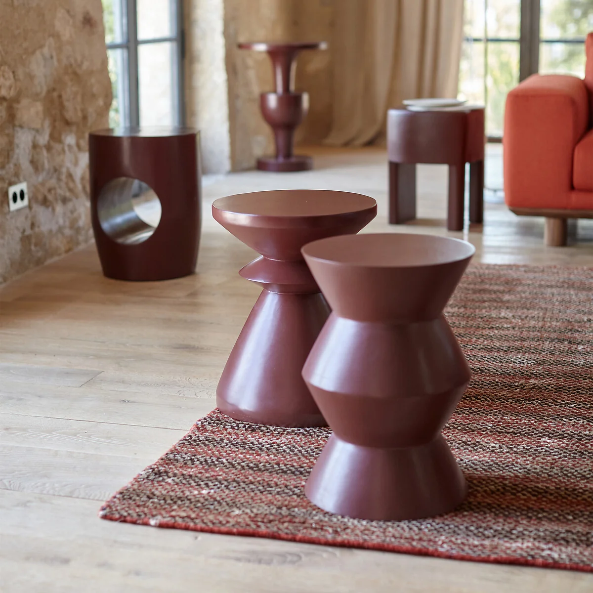 Calendes Solid Mango Wood Side Table – image 2