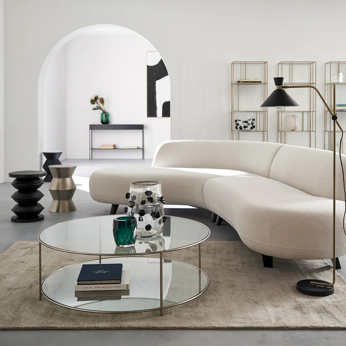 Thilde Side Table in Solid Mango Wood – image 2