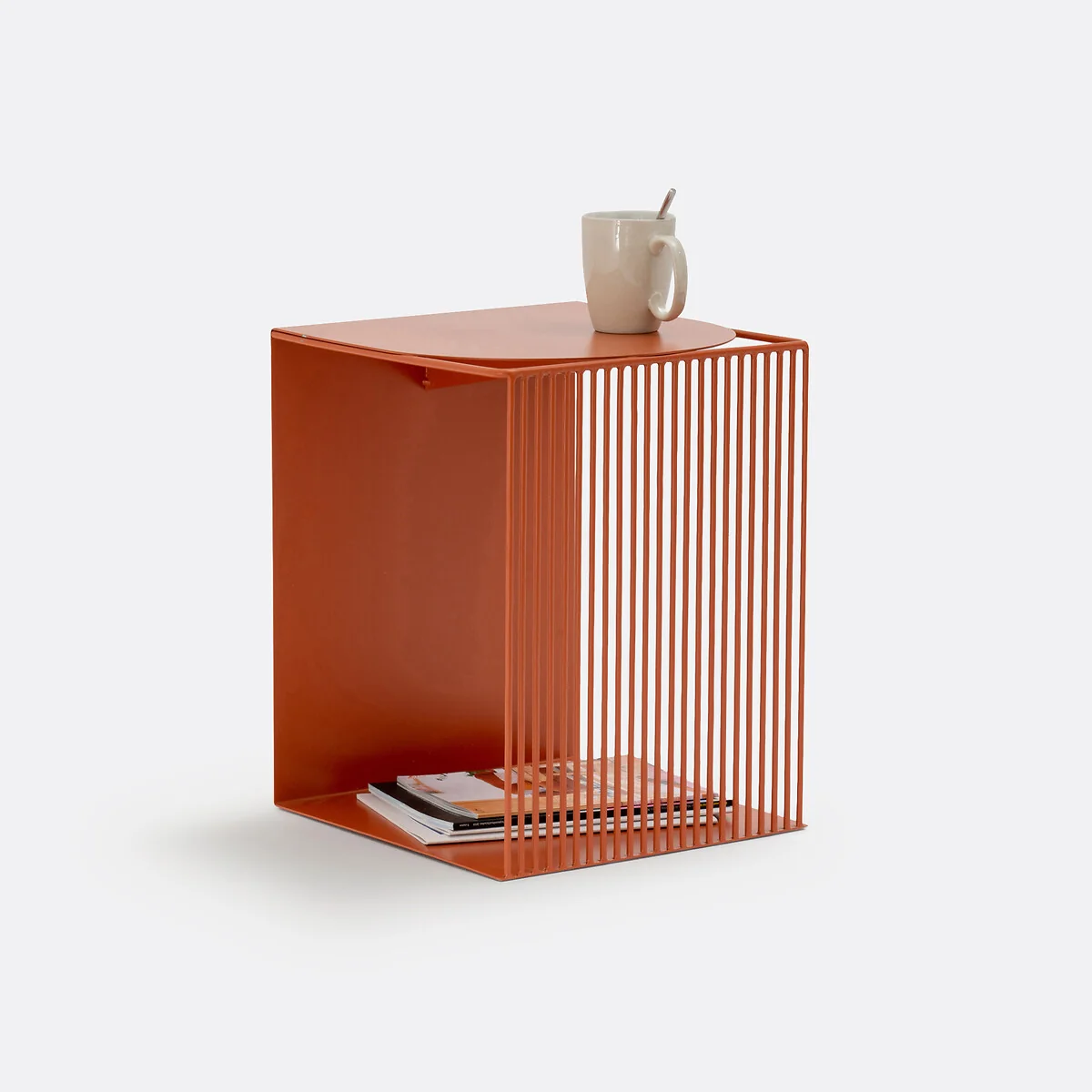 Salem Metal Side Table – image 3
