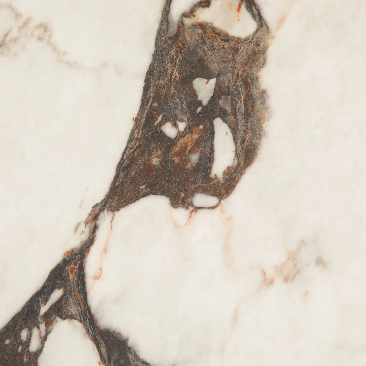 Alcana Marble-Effect Ceramic Side Table – image 5