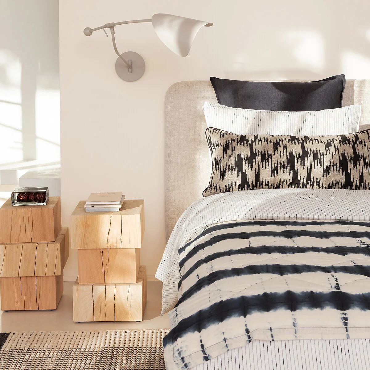 Merlux Solid Oak Side Table – image 2