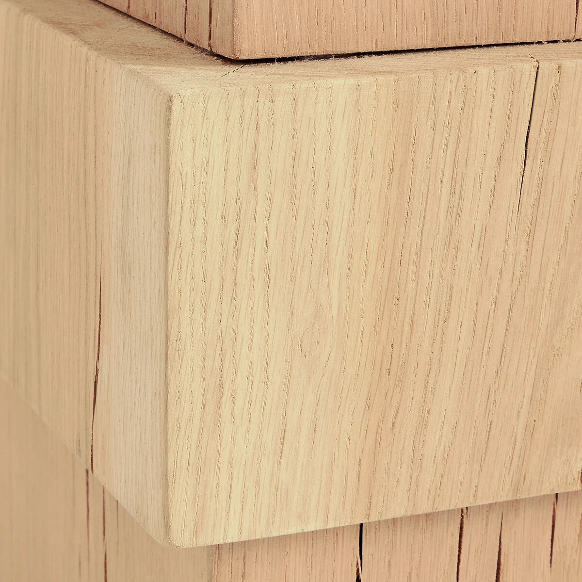 Merlux Solid Oak Side Table – image 4