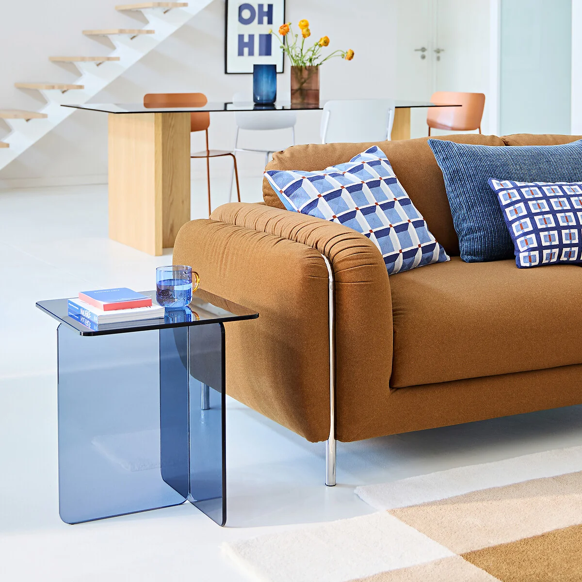 Zaz Side Table in Tempered Glass – image 2