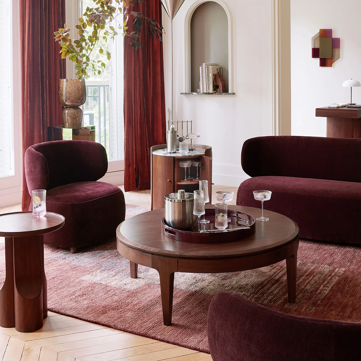 Stigido Side Table in Walnut and Walnut Veneer – image 2