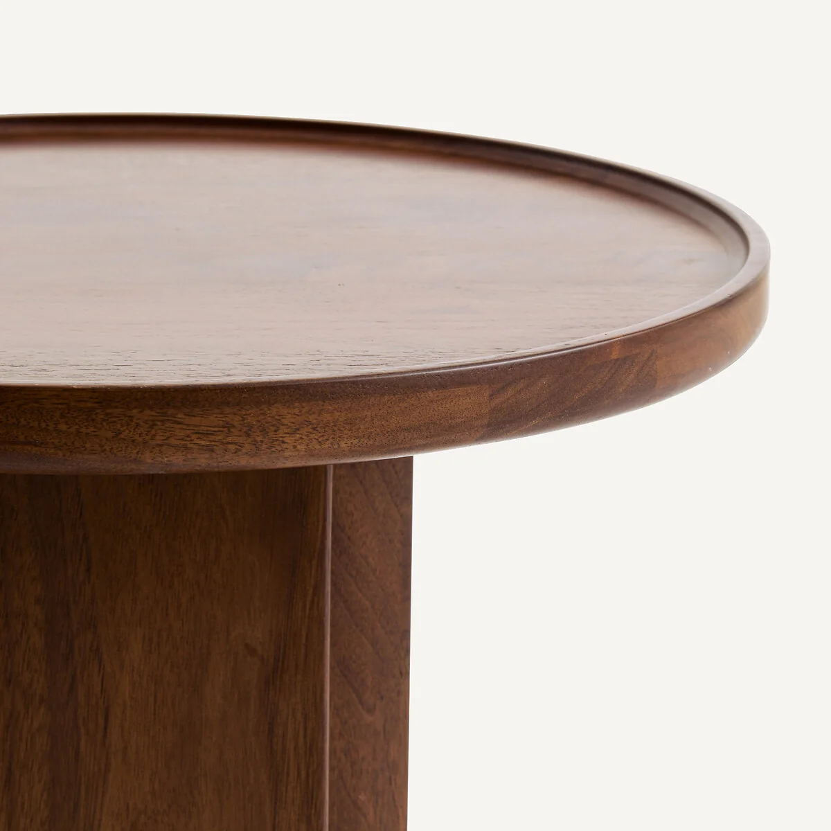Stigido Side Table in Walnut and Walnut Veneer – image 4