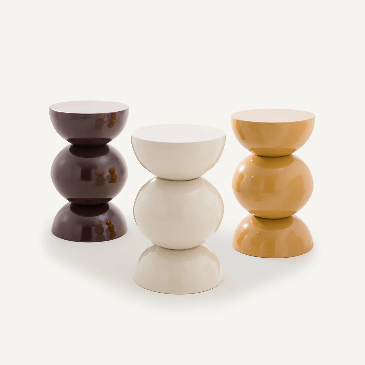 Rouva Side Table in Iron Metal – image 4