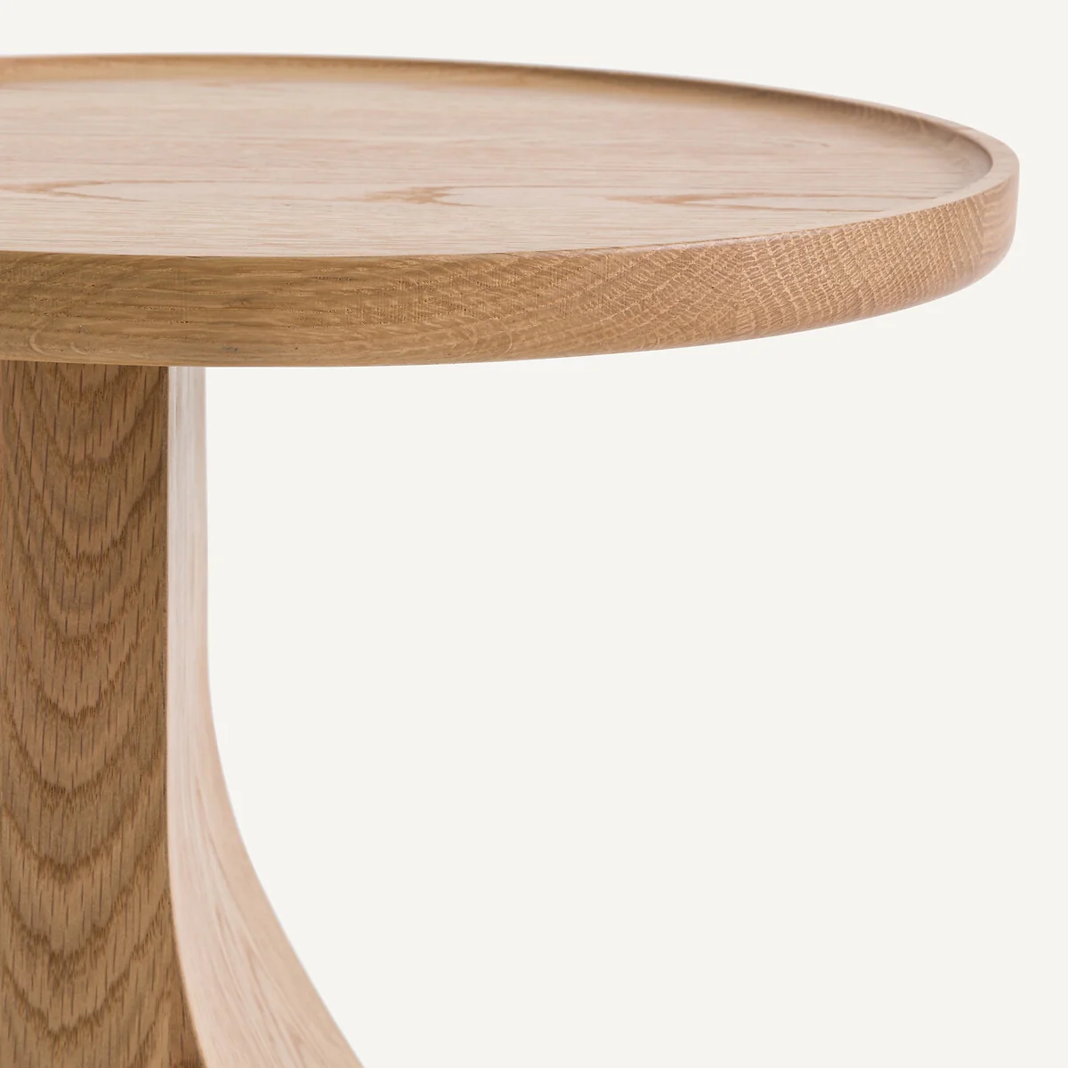 Stigido Side Table in Solid Oak and Oak Veneer – image 6