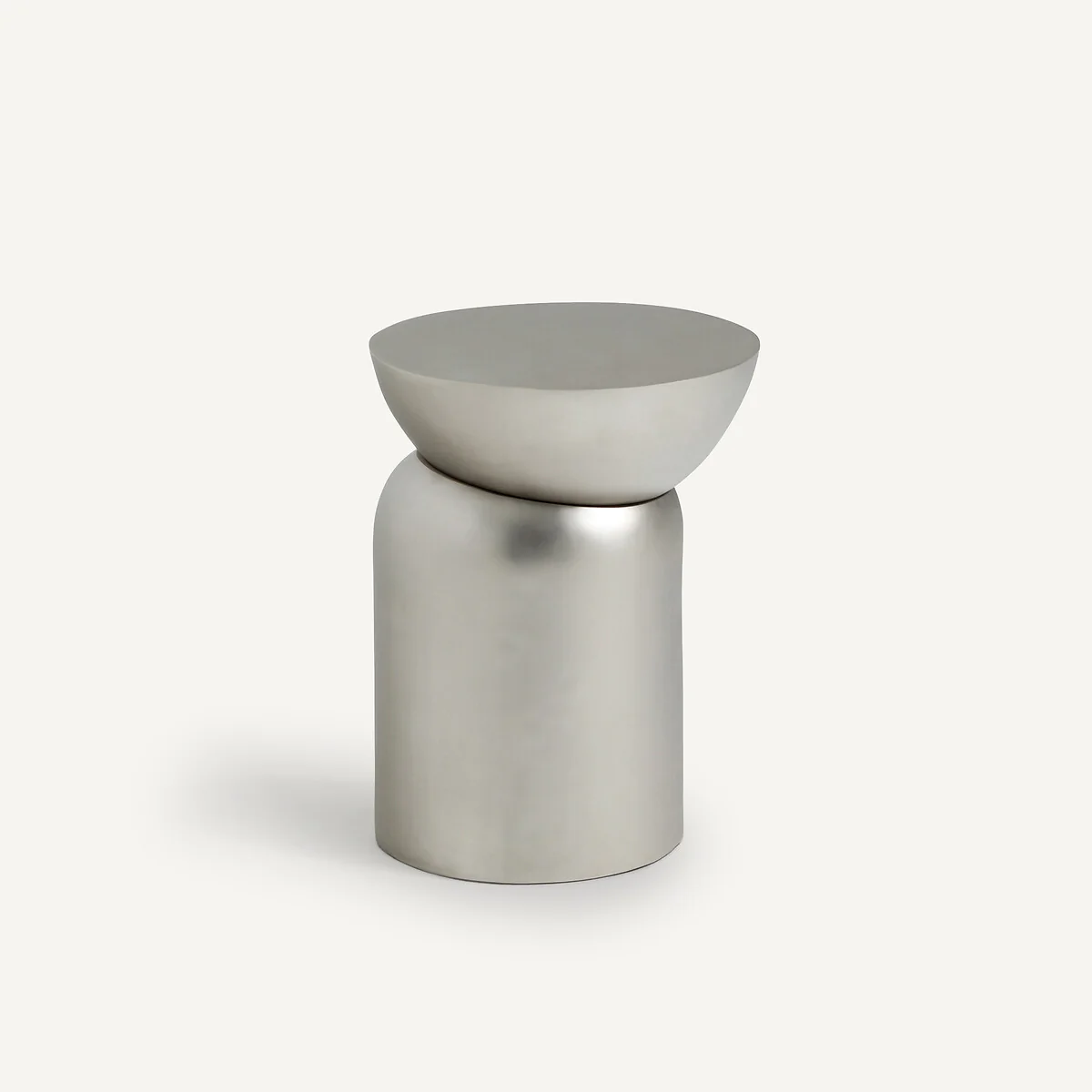 Fraulino Cast Aluminium Side Table – image 2
