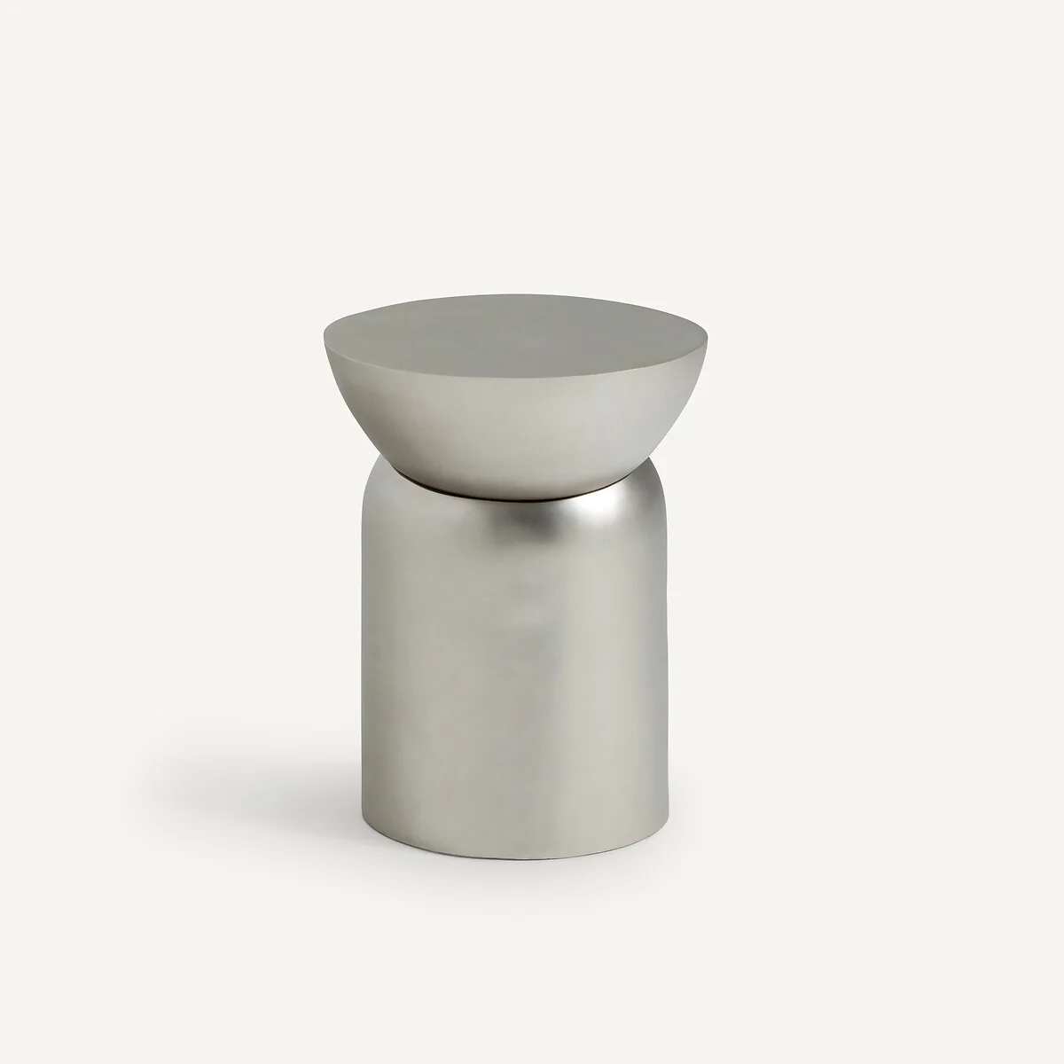 Fraulino Cast Aluminium Side Table – image 3