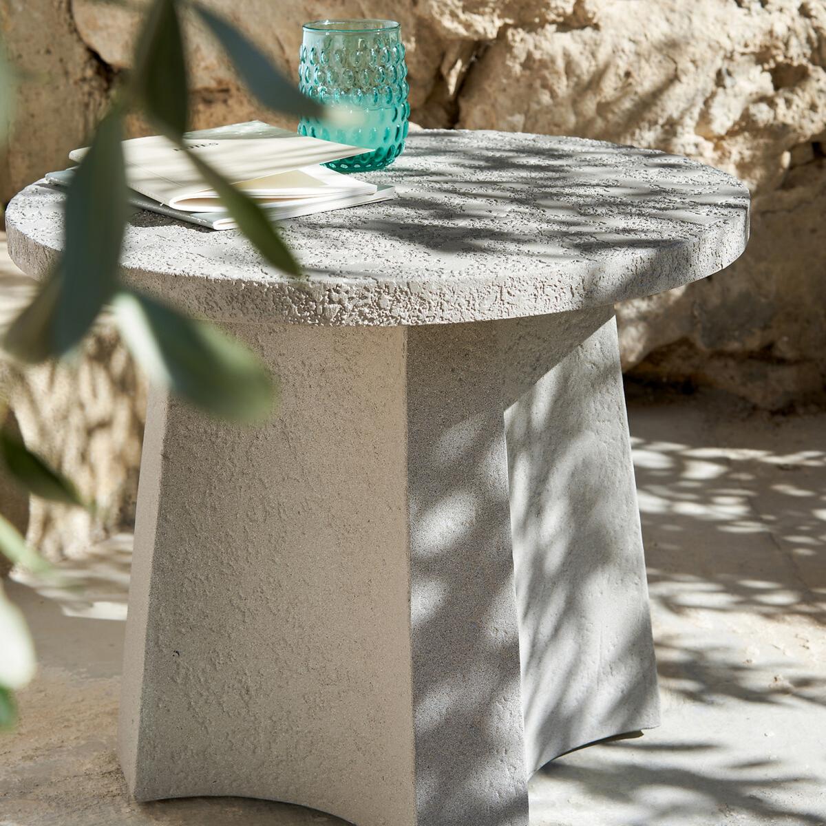 Galerne Rockstone Garden Side Table – image 10