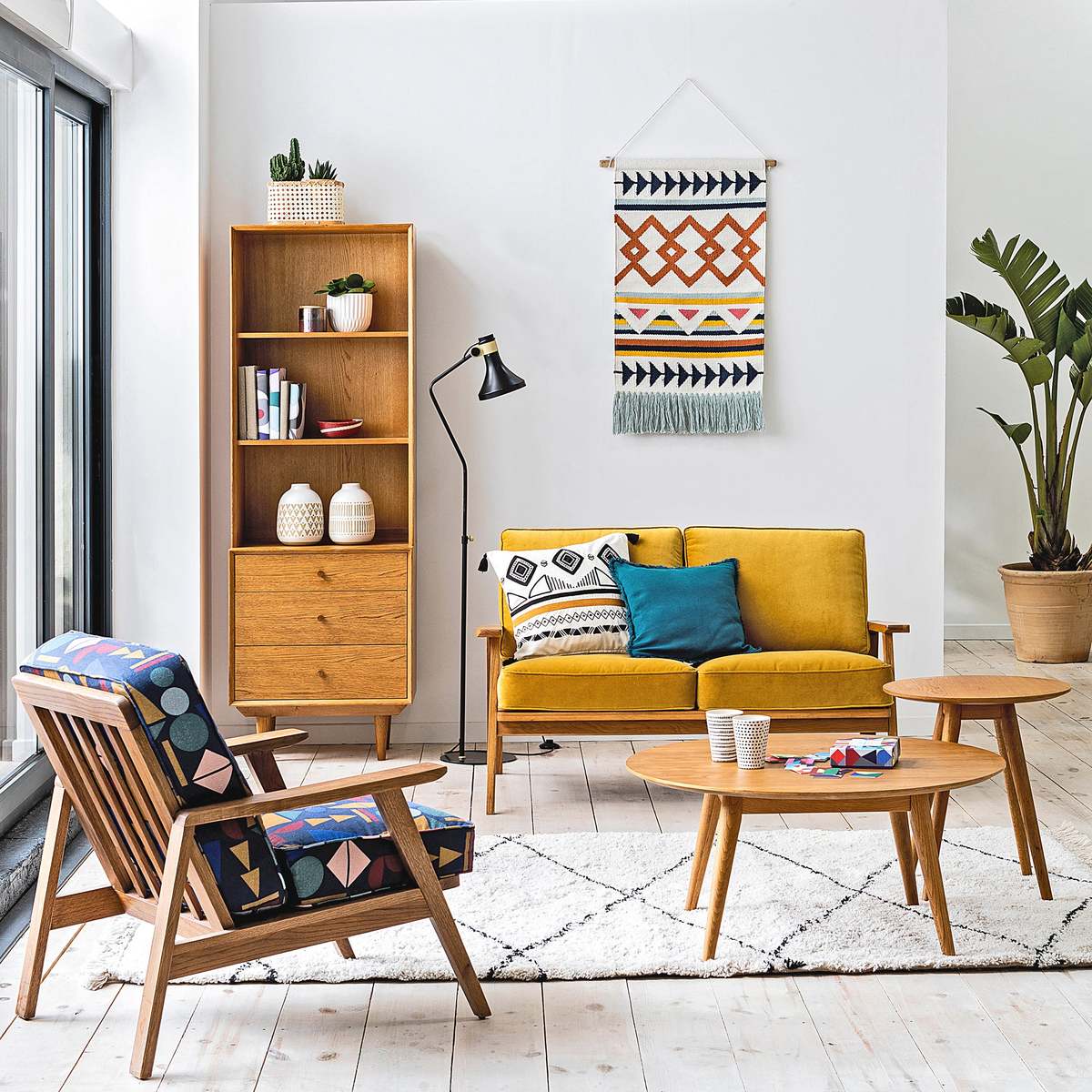 Quilda Oak Side Table – image 5