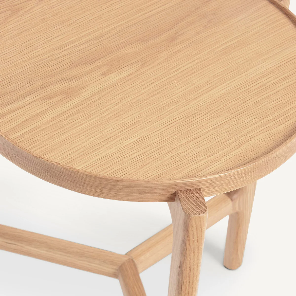 Alyasa Side Table in Oak and Oak Veneer – image 3