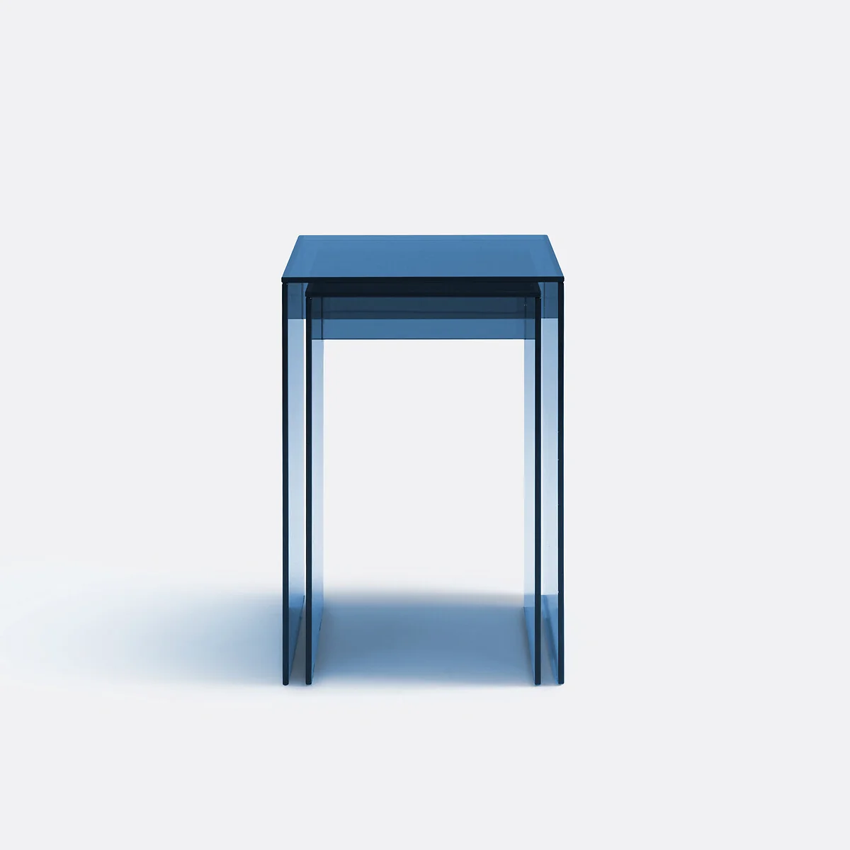 Set of 2 Mendo Side Tables in Tempered Glass – image 3