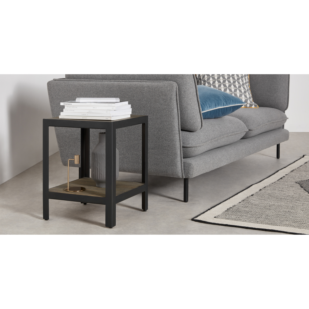 Olpe Side Table, Pine – image 3