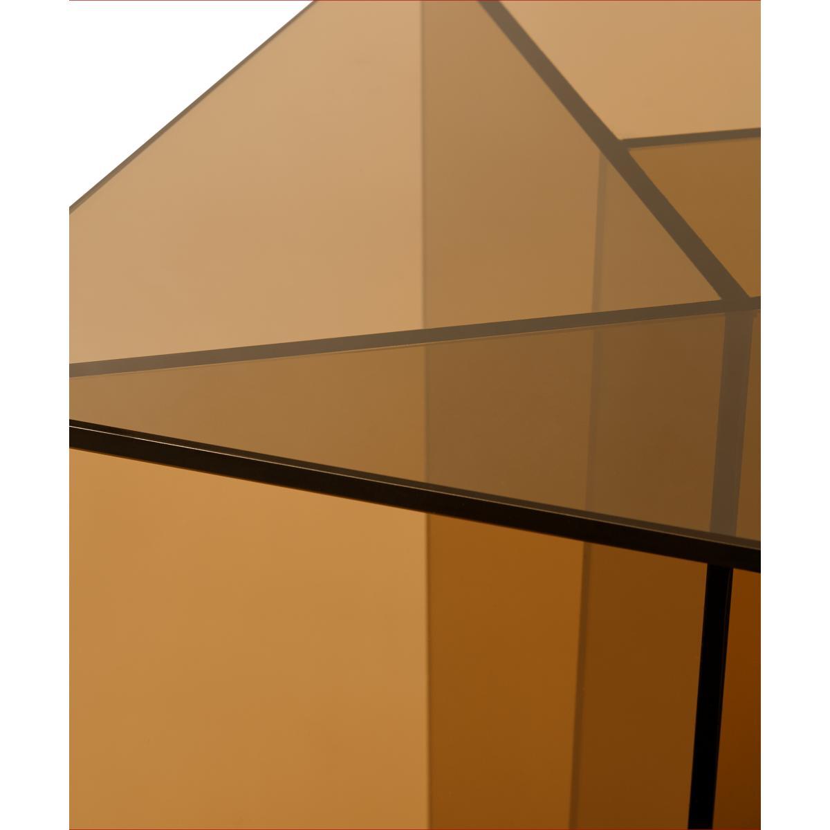 Oki Side Table, Caramel Glass – image 5