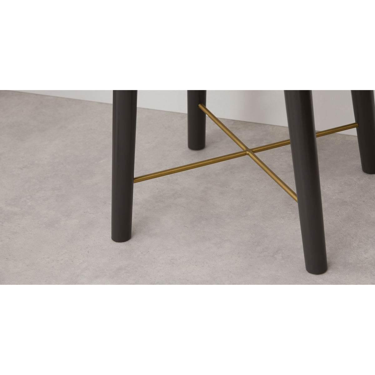Belgrave Side Table With Drawer, Dark Stained Oak – image 3