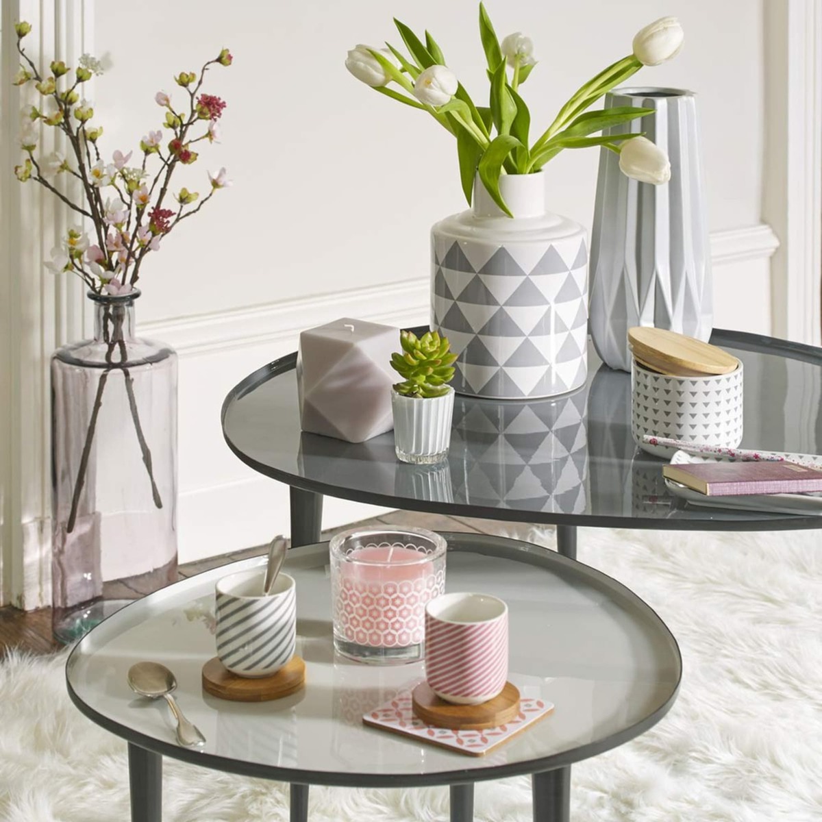 Nest of metal tables Galet – image 8