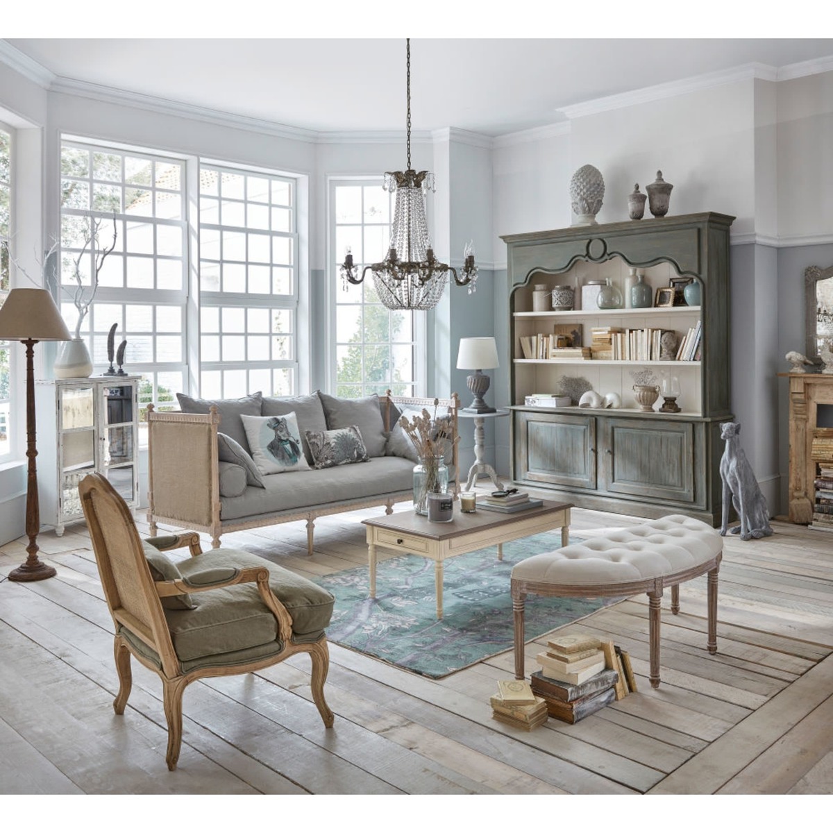 Aged Effect Grey Pedestal Table – image 5