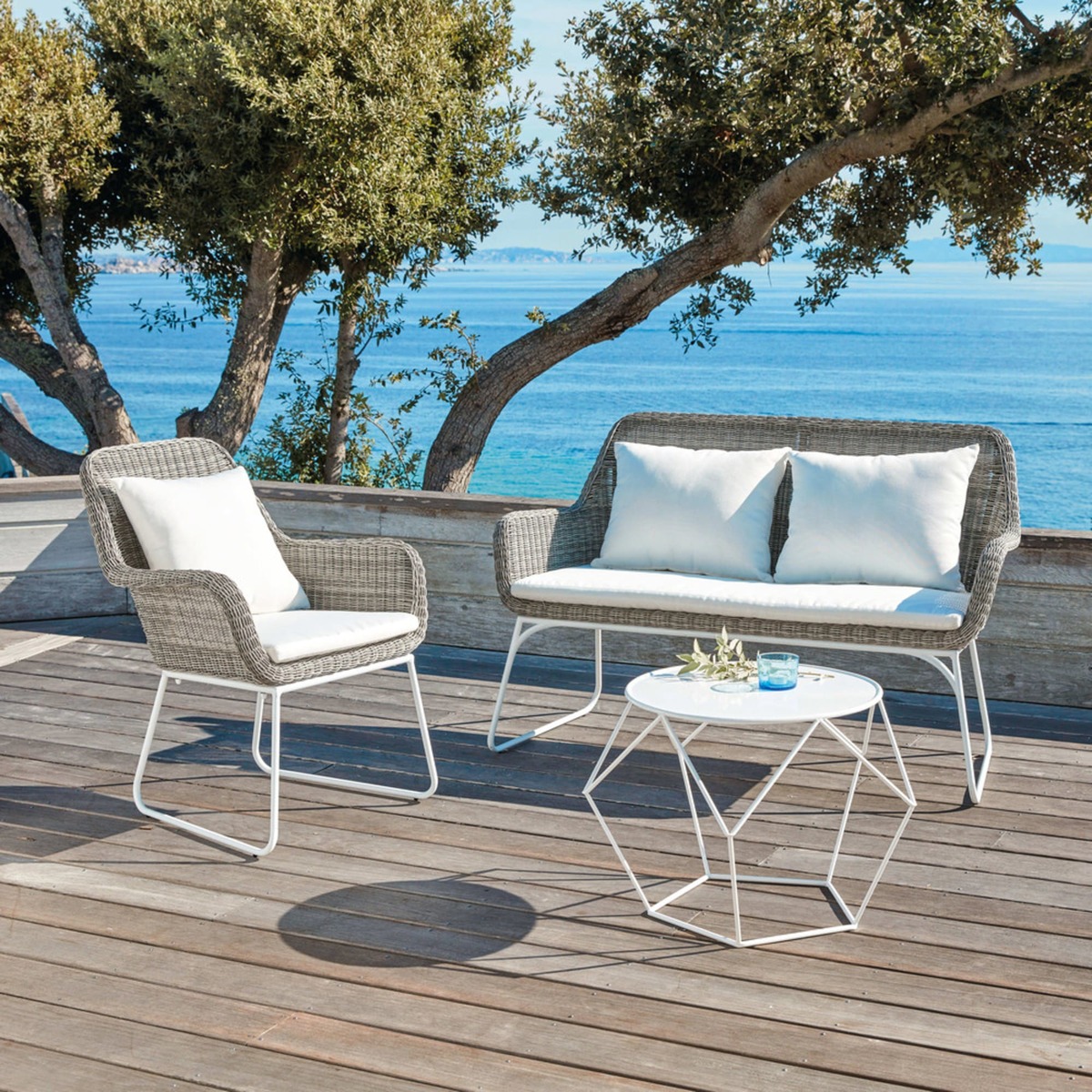 Metal round coffee table in white D 64cm Prism – image 5