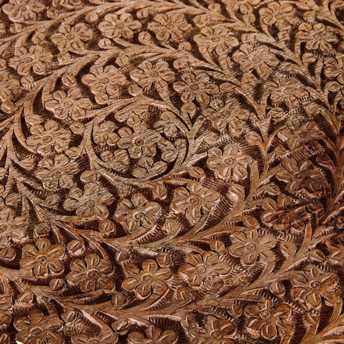 Carved Mango Wood and Black Metal End Table – image 3